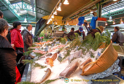 Fresh fish at the Marché des Enfants Rouges